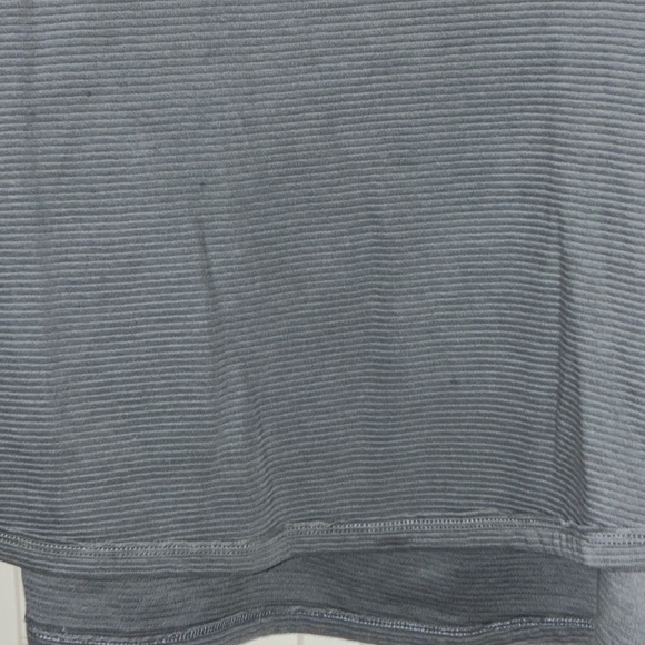 Women's Gray Ribbed Top - Picture 4 of 12